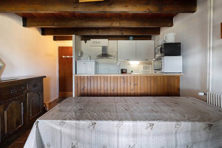 Apartamento entero, Apartamento 'Triplex Les Angles' con Balcón in Les Angles, Parque Natural Regional de los Pirineos Catalanes