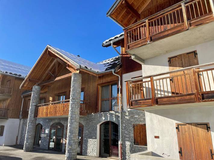 Parc de vacances pour 10 personnes, animaux acceptés dans les Alpes francaises - 2