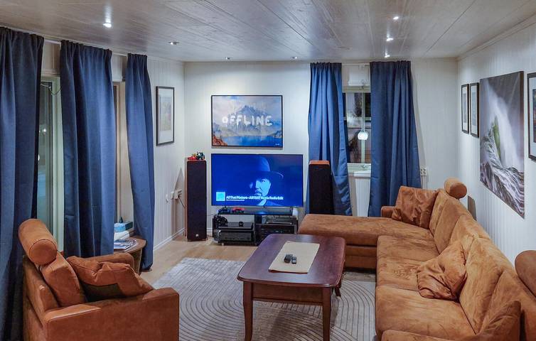 Ferienhaus für 8 Personen, mit Terrasse und Sauna sowie Garten und Whirlpool, mit Haustier in Finnmark - 3