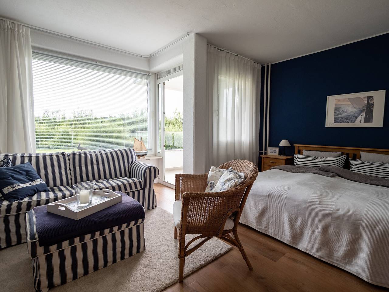 Ganzes Studio, Einzimmerapartment 'Ferienwohnung Möwennest' mit Meerblick, Balkon und Wlan in Glücksburg, Flensburger Förde