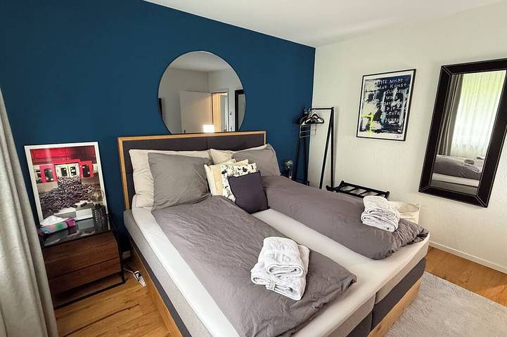 Ganze Wohnung, Spacious 4.5 Bedroom Retreat with Mountain View in Davos Platz 1, Davos