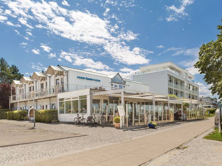 Hotel für 4 Personen, mit Balkon und Terrasse sowie Seeblick am Greifswalder Bodden - 2