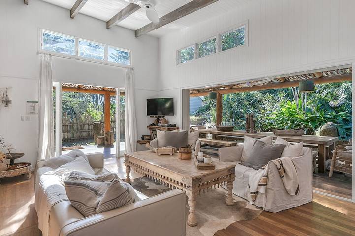 Holiday home for 6 people, with terrace and garden in Byron Bay