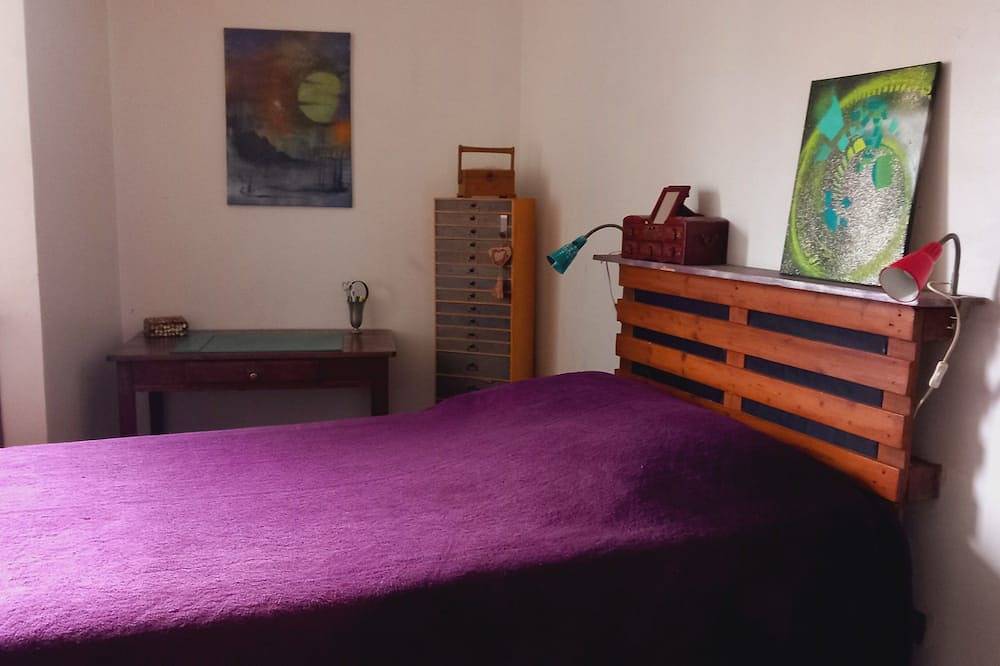 Apartamento entero, Cosy F3 near Cdg airport/Rer B station (pets welcome) in Tremblay-en-France, Sena-Saint Denis