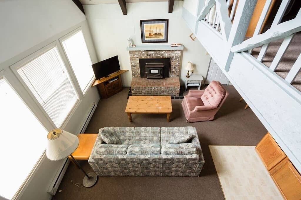 Ocean Shores cozy chalet located within steps from the beach in Ocean Shores Beach, Ocean Shores