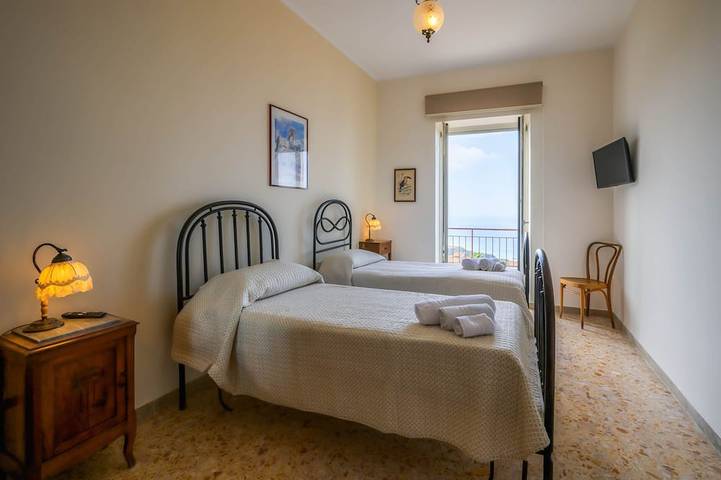 Ferienhaus für 2 Personen, mit Balkon - 1