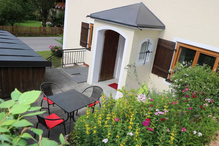 Ferienwohnung für 4 Personen, mit Terrasse und Balkon/Terrasse in Marquartstein - 2
