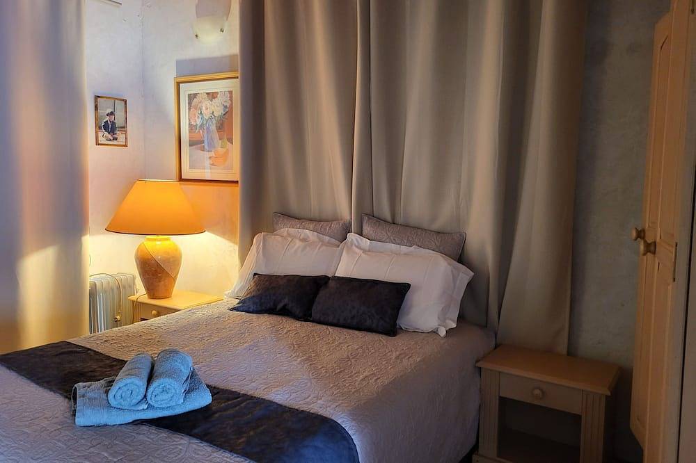 Ganze Wohnung, Ein Teppa - das Caroubier in Luri, Cap Corse