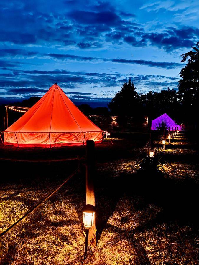Camping pour 5 personnes, avec Jardin et Vue