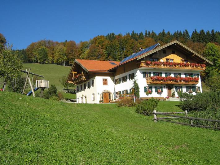 Ganze Ferienwohnung, Haus Freynend - Fewo 3 Alpentraum- 3 Personen, 50qm, 1 Schlafzimmer, Balkon, grandiose Aussicht in Anger, Bayerische Alpen