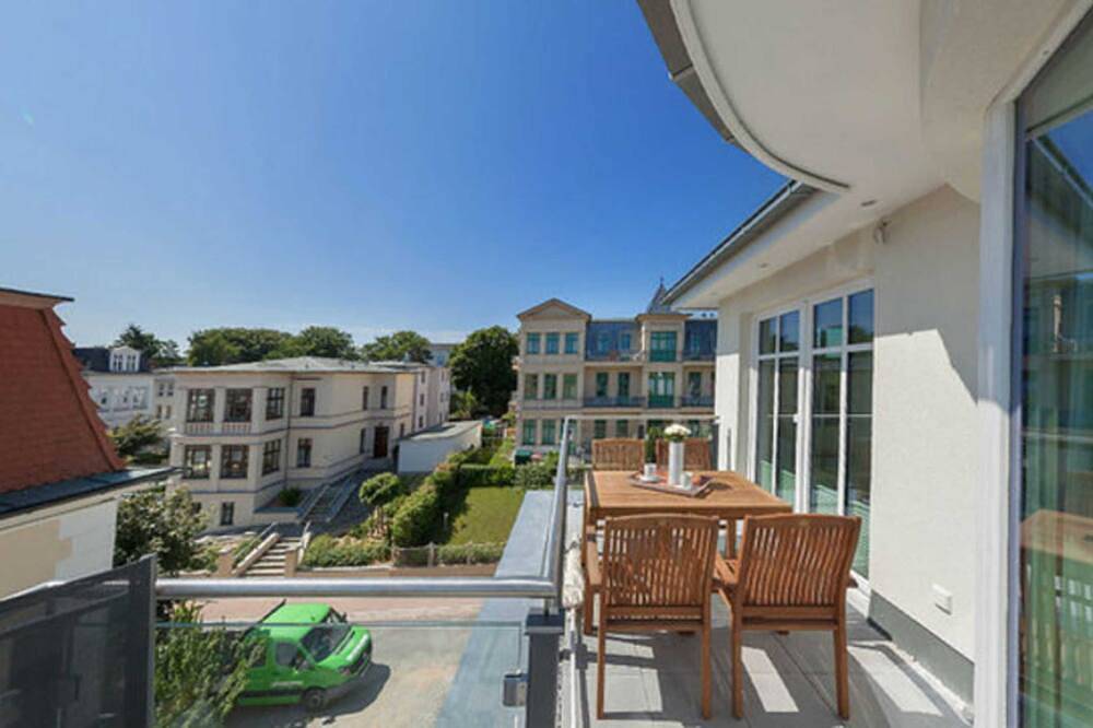 Villa Lara Whg. 7, Strandnah, Dachterrasse, Kaminofen - Villa Lara, Strandnah, in Drei Kaiserbäder, Heringsdorf