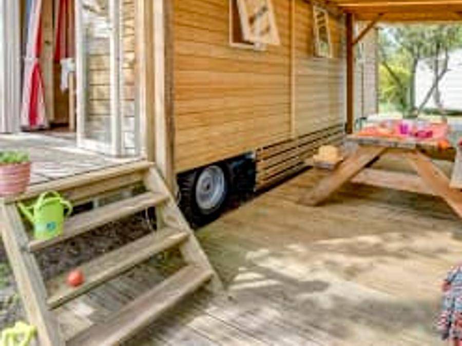 Camping Sandaya Sanguinet Plage - Tiny house 4 persons - Roulotte 4p 2ch in Sanguinet, Côte d’Argent