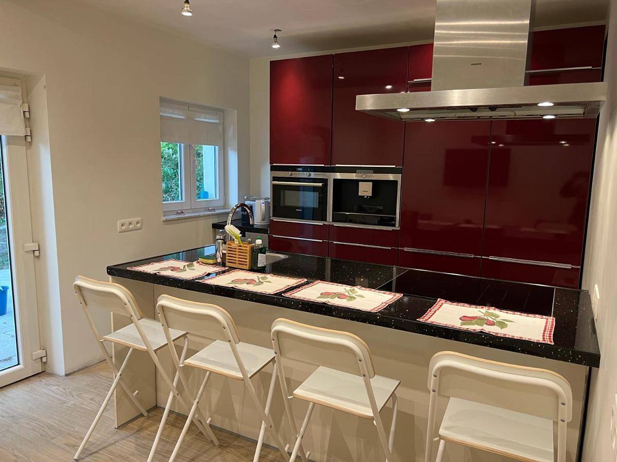 Appartement entier, Apartment with Garden View in Wavre, Province du Brabant wallon