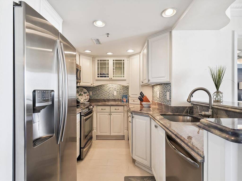 Ganze Wohnung, 404 Farragut House in Sea Colony, Middlesex Beach