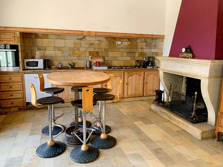 Location de vacances pour 18 personnes, avec vue ainsi que jardin et piscine à Casteljaloux - 3