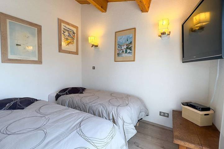 Location de vacances pour 6 personnes, avec jardin dans Office De Tourisme De Loix - 4