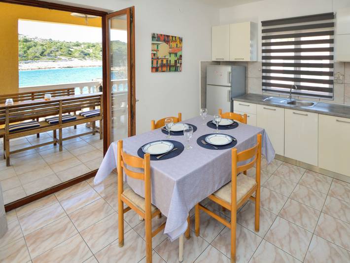 Ferienhaus für 8 Personen, mit Garten in Grad Šibenik - 3