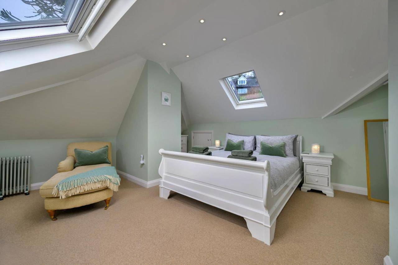 Four-Bedroom Holiday Home in Harlech, Snowdonia