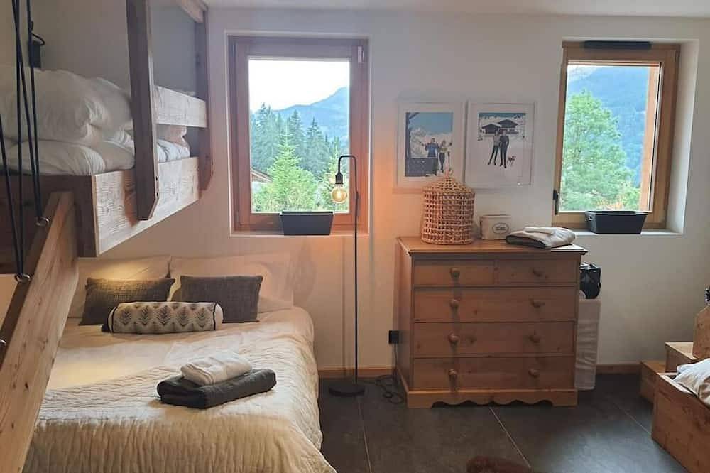 Chalet de Luxe-Vue Panoramique- Très lumineux-Spa extérieur-Tous frais inclus. in Les Gets, Les Portes du Soleil