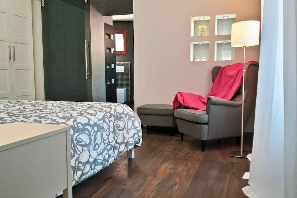 Ganze Wohnung, Exklusive 2-Zimmer-Wohnung in ruhiger & sonniger Lage im Herzen von Cannero in Cannero, Cannero Riviera