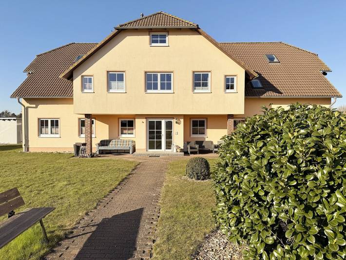 Ferienwohnung für 5 Personen, mit Balkon, kinderfreundlich in Lobbe - 2