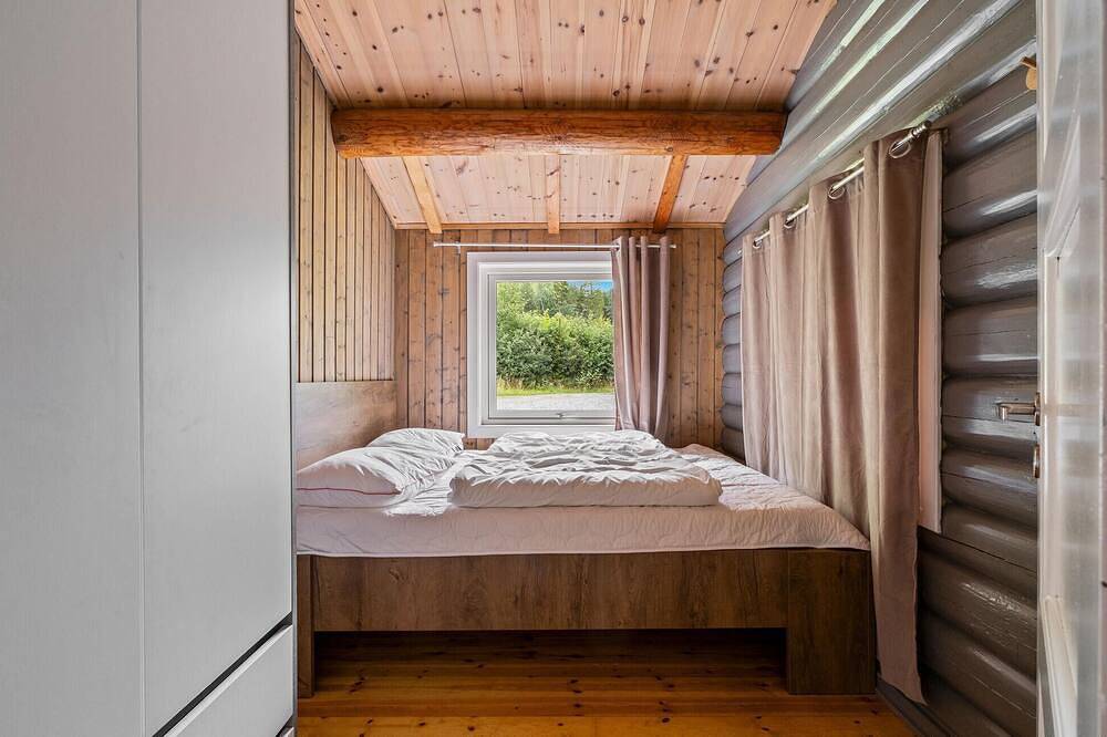 Gemütliches Haus mit 4 Schlafzimmern in Meisingset in Tingvoll, Nördliches Fjordnorwegen