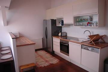 Ferienwohnung für 6 Personen, mit Terrasse und Garten in Wien