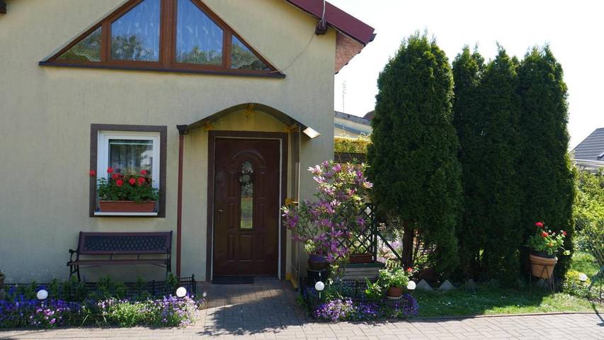 Ferienhaus für 6 Personen, mit Terrasse und Garten