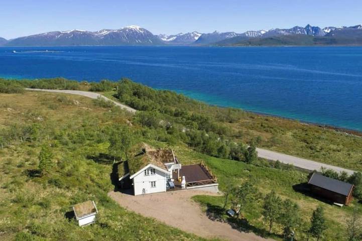 Ferienhaus für 8 Personen, mit Balkon und Garten sowie Whirlpool
