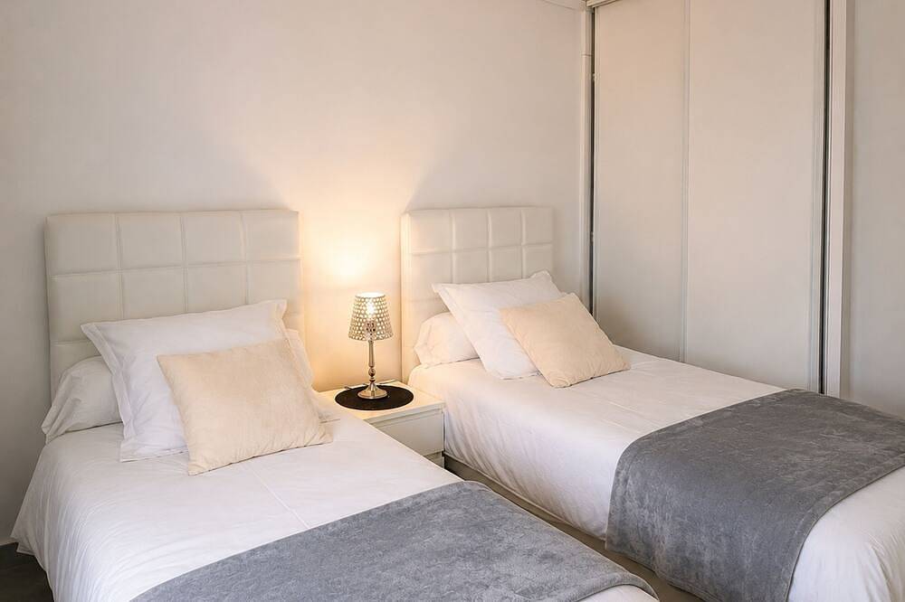 Your perfect cocoon 9 min from Eurexpo and 14 min from Groupama in Saint-Priest, Lyon und Umgebung