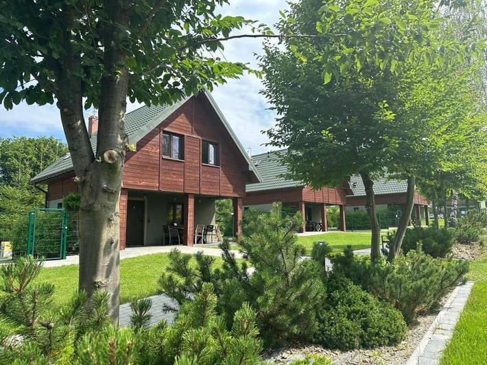 Dom dla 12 osób, z Jacuzzi i Taras oraz Ogród i Basen w Laskowa - Kamionna