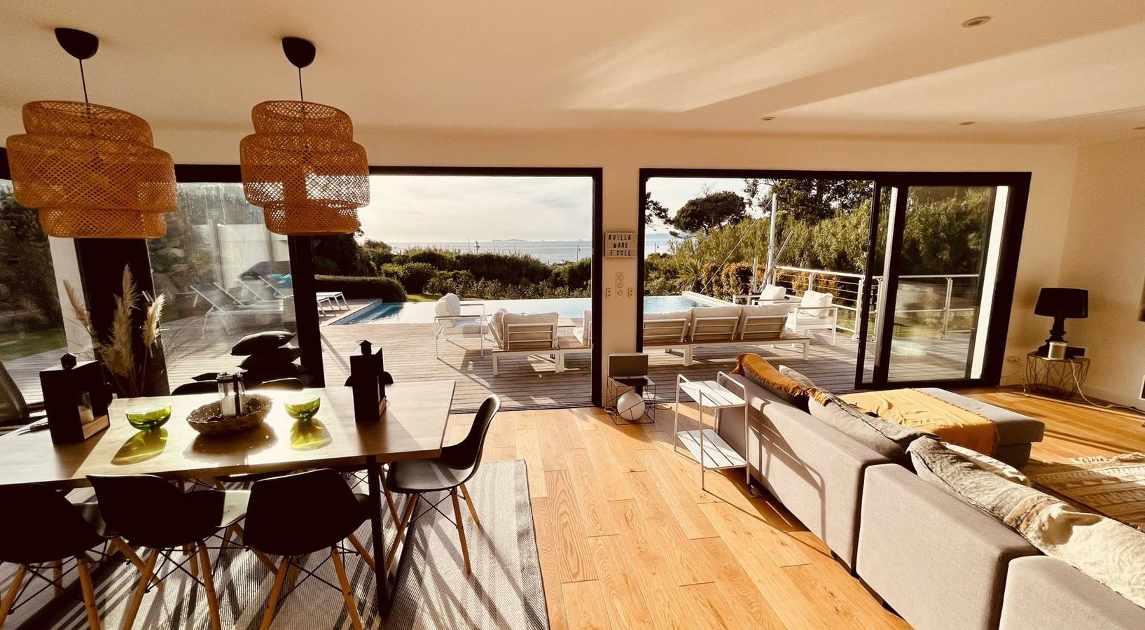 Villa pieds dans l'eau, Golfe d'Ajaccio in Portigliolo, Coti-Chiavari