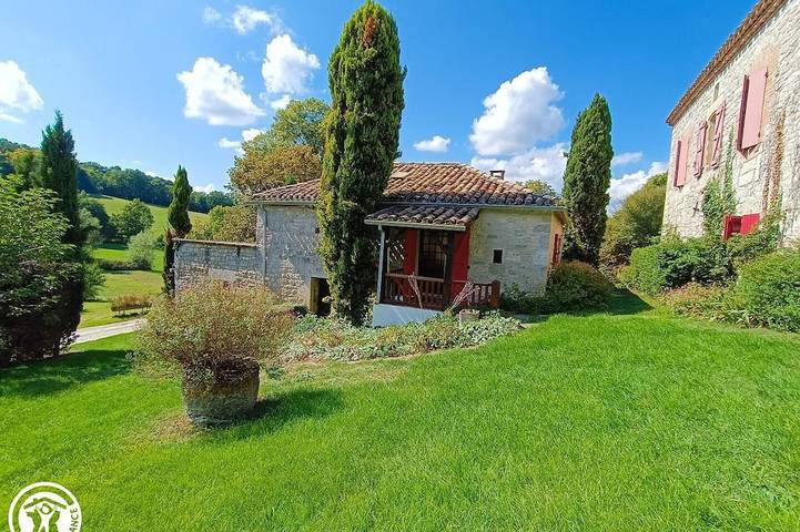Location de vacances pour 4 personnes, avec Jardin à Montlauzun
