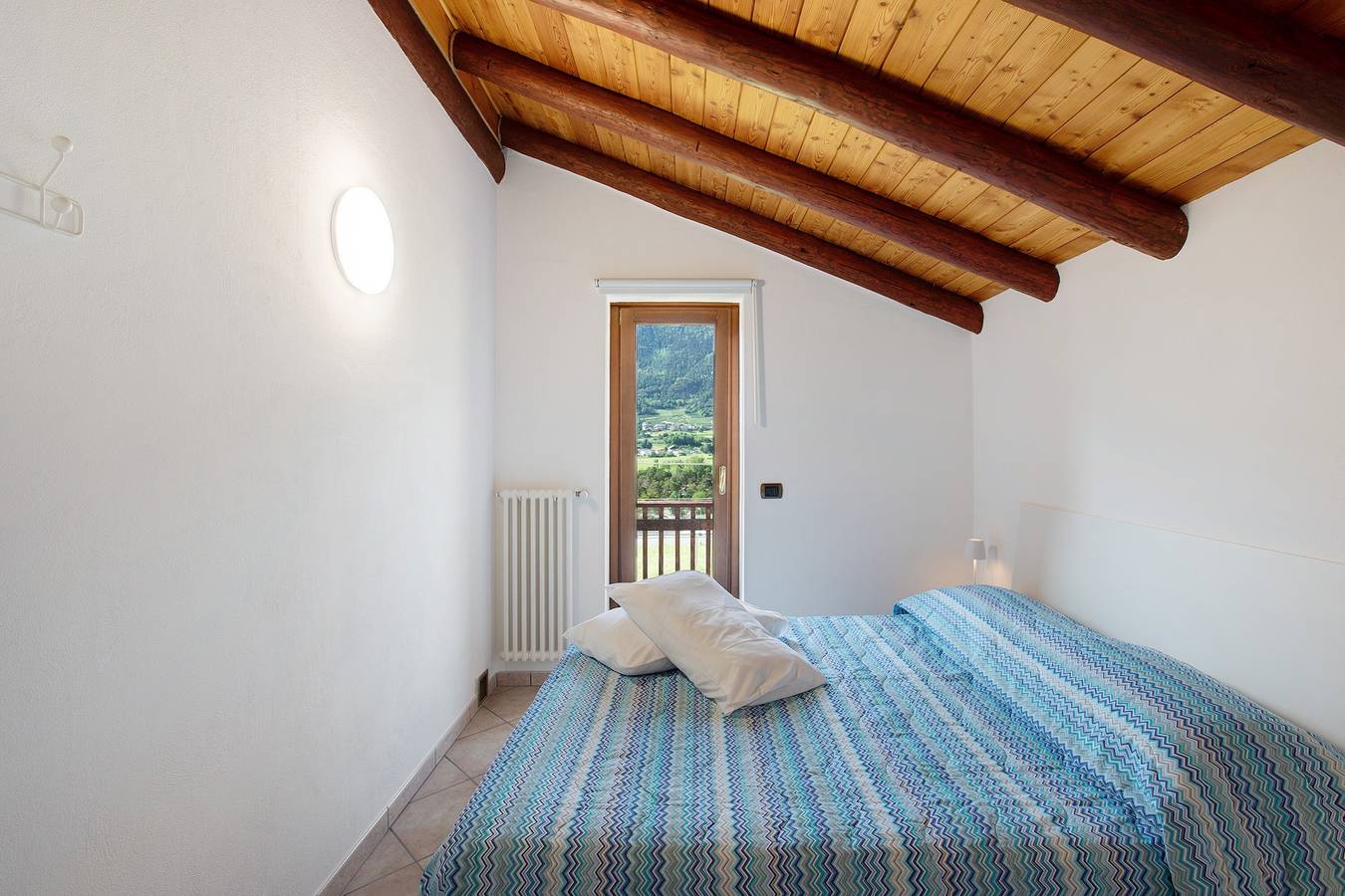 Appartement 'Casa Sabrina - Appartamento Bianco' met Uitzicht op de Bergen, Privéterras en Wi-Fi, foto 8