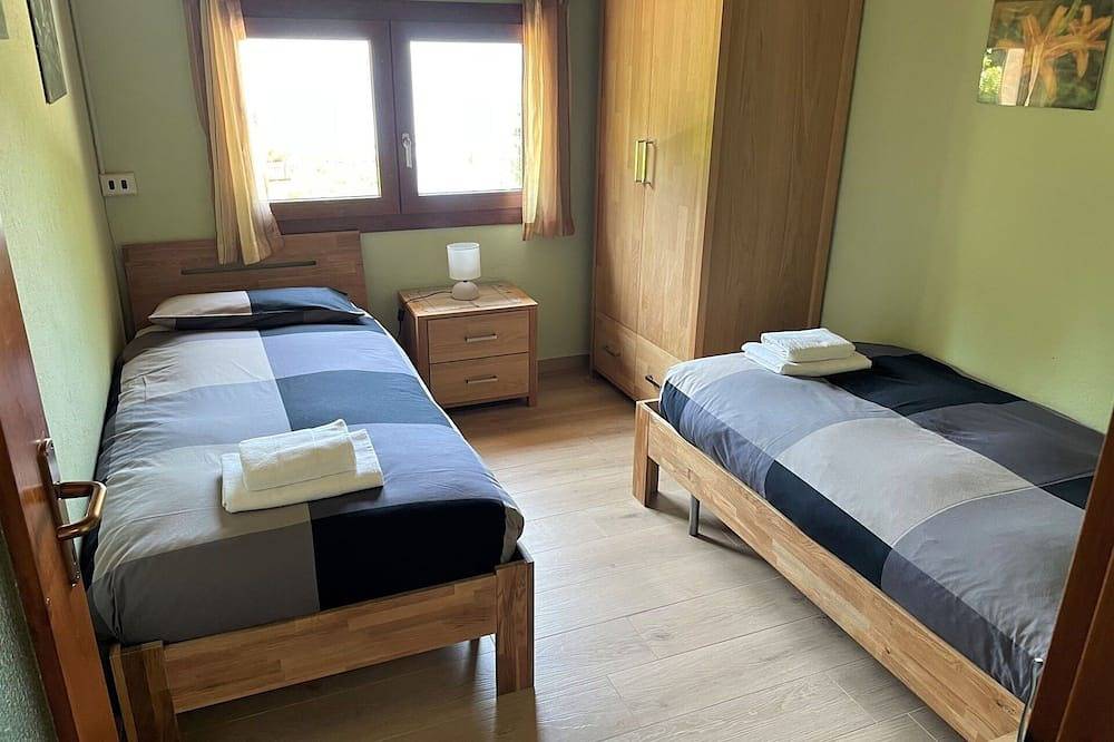 Schönes alleinstehendes Ferienhaus für 4 Gäste mit  W-Lan, Tv, Terrasse und Haustiere erlaubt in Trarego Viggiona, Lago Maggiore (Piemont)