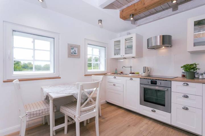 Ferienwohnung für 2 Personen, mit Terrasse und Garten sowie Pool und Ausblick in Groß Wittensee - 3
