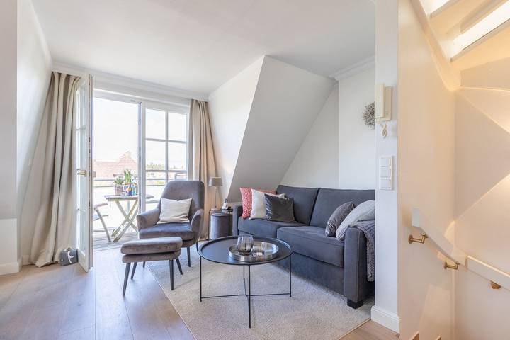 Ganze Wohnung, Luxuriöses zwei-Raum Appartement im Ober- & Dachgeschoss, ca. 52 qm Nutzfläche. in Nordfriesische Inseln (Schleswig-Holstein) (Schleswig-Holstein), Wenningstedt