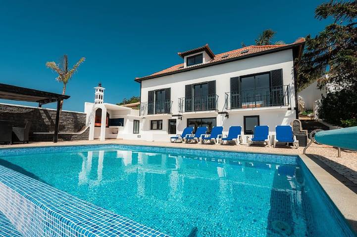 Ferienhaus für 8 Personen, mit Balkon und Garten in Fajã da Ovelha