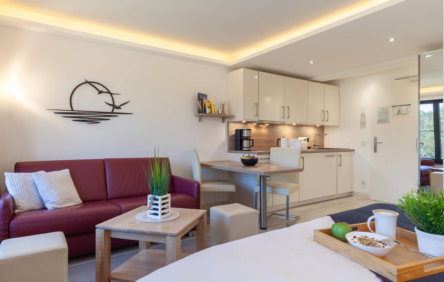 Ganze Ferienwohnung, Gemütliche Binzer Wohnung mit Terrasse und TV - 600m zum Strand in Strand Prora, Binz