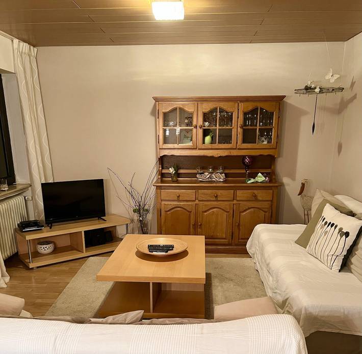 Ganze Ferienwohnung, Appartement/Fewo, Dusche und Bad, Wc, 1 Schlafraum in Reuschenbach, Hausen (Wied)