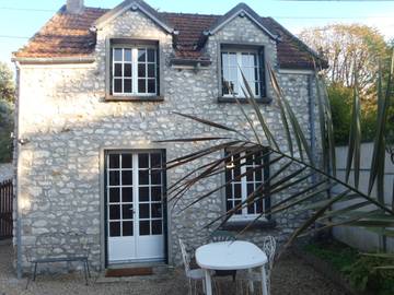 Gîte pour 12 personnes, avec terrasse et jardin dans Yvelines