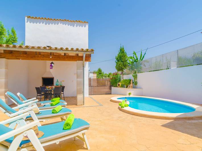 Maison de vacances pour 6 personnes, avec piscine et jardin, adapté aux familles dans Algaida