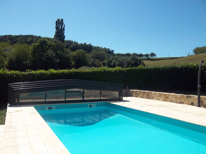 Gîte pour 18 personnes, avec piscine ainsi que terrasse et jardin - 1