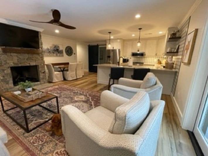 Vacation rental for 6 people, with balcony and pool in Highlands (NC)