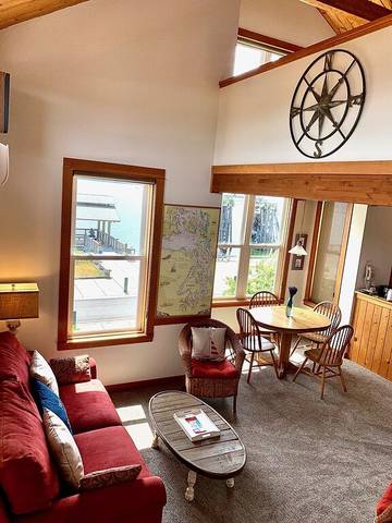 Bed And Breakfasts for 4 Guests in Port Townsend, Puget Sound, Picture 3