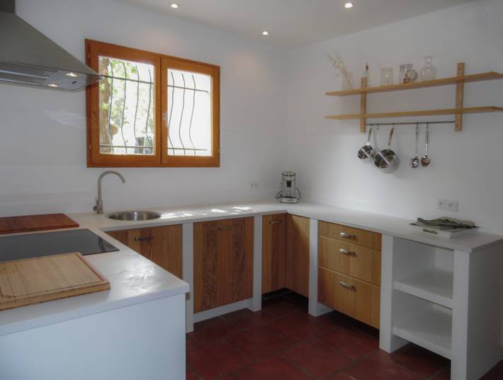 Gîte pour 6 personnes, avec piscine à Pardailhan - 4