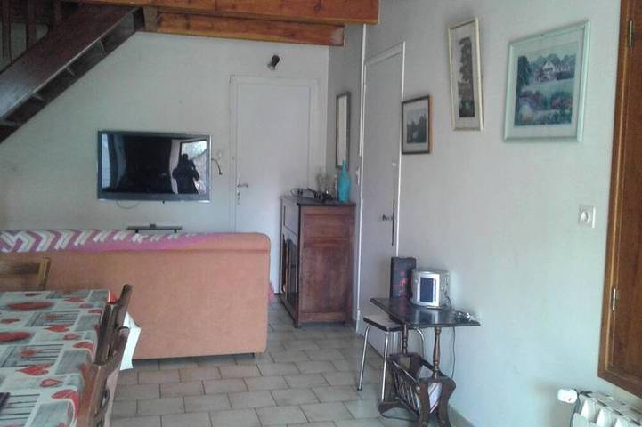 Location de vacances pour 6 personnes, avec balcon/terrasse et terrasse, animaux acceptés à Veyreau - 3