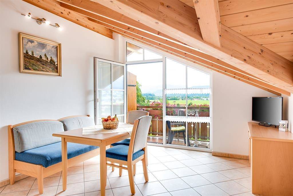 Ganze Ferienwohnung, Ferienwohnung Enzian in Grünten, Burgberg im Allgäu