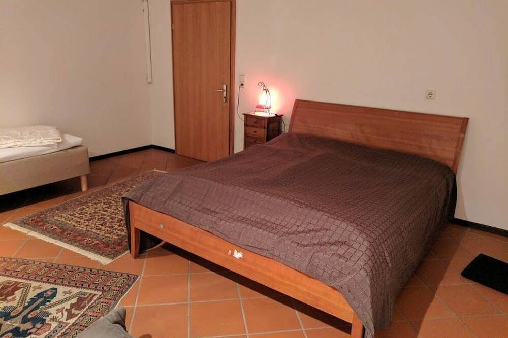 Auszeitoase Freystadt - Park, Billard, Sauna, Kamin, E-Bikes, - ideal für große in Freystadt, Ostbayern