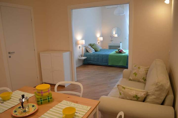 Ganze Wohnung, Sea View Apartment im Zentrum von Marsala-Sea View- gratis WIFI- FreeParking in Marsala, Trapani Provinz